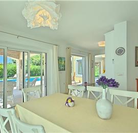 4 bedroom villa with pool near Sveti Lovrec, sleeps 8